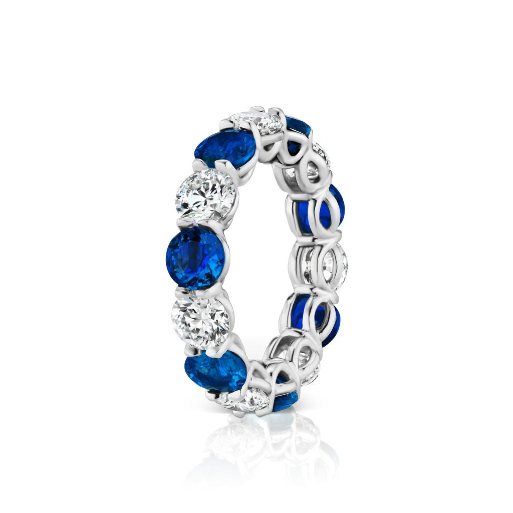 SAPPHIRE AND DIAMOND BAND, 6.92 CARATS